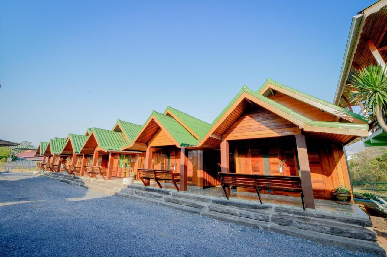 Mrk Resort & Massage Lop Buri Exteriér fotografie