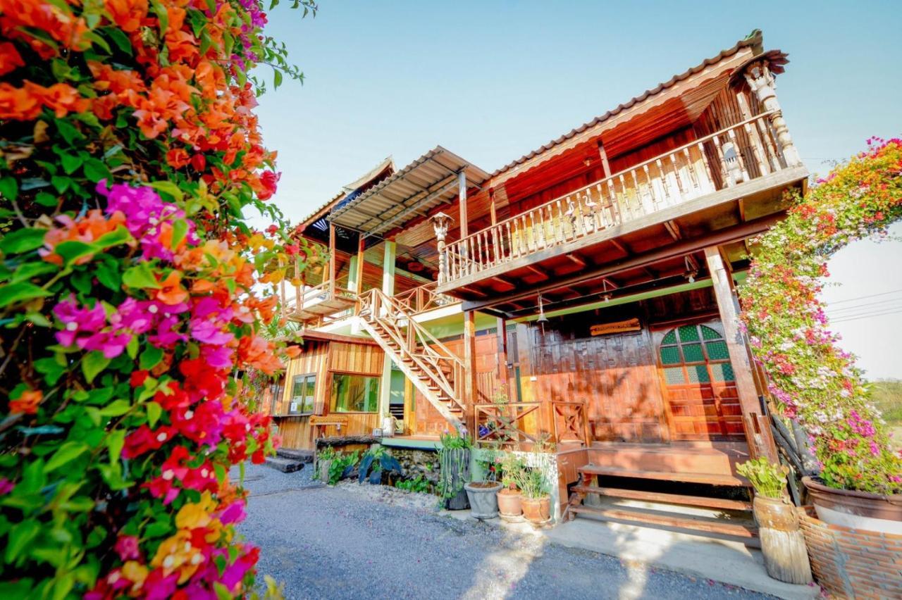 Mrk Resort & Massage Lop Buri Exteriér fotografie