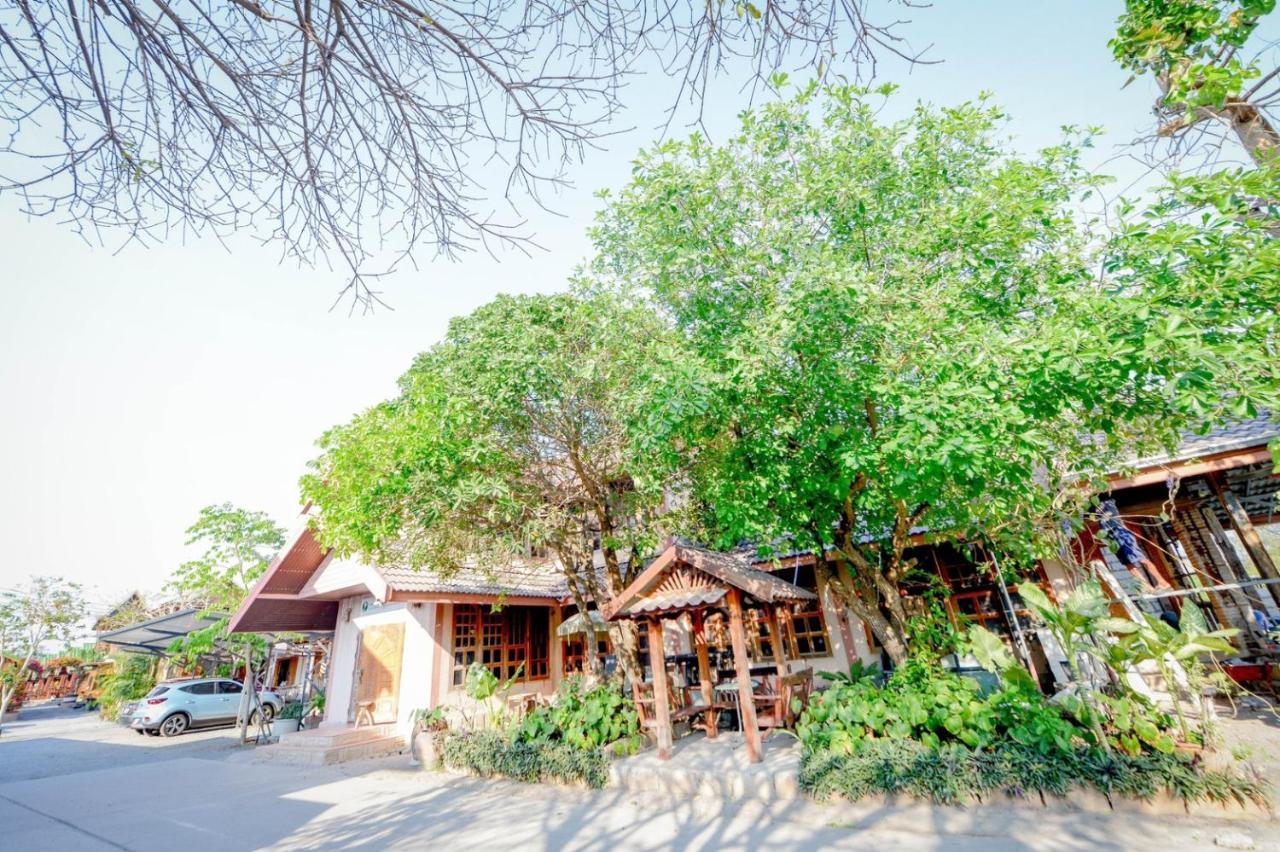 Mrk Resort & Massage Lop Buri Exteriér fotografie