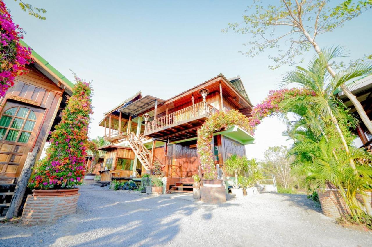 Mrk Resort & Massage Lop Buri Exteriér fotografie